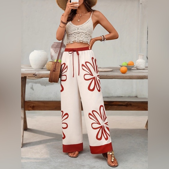 Floral Drawstring Wide Leg Pants - Picture 3 of 5